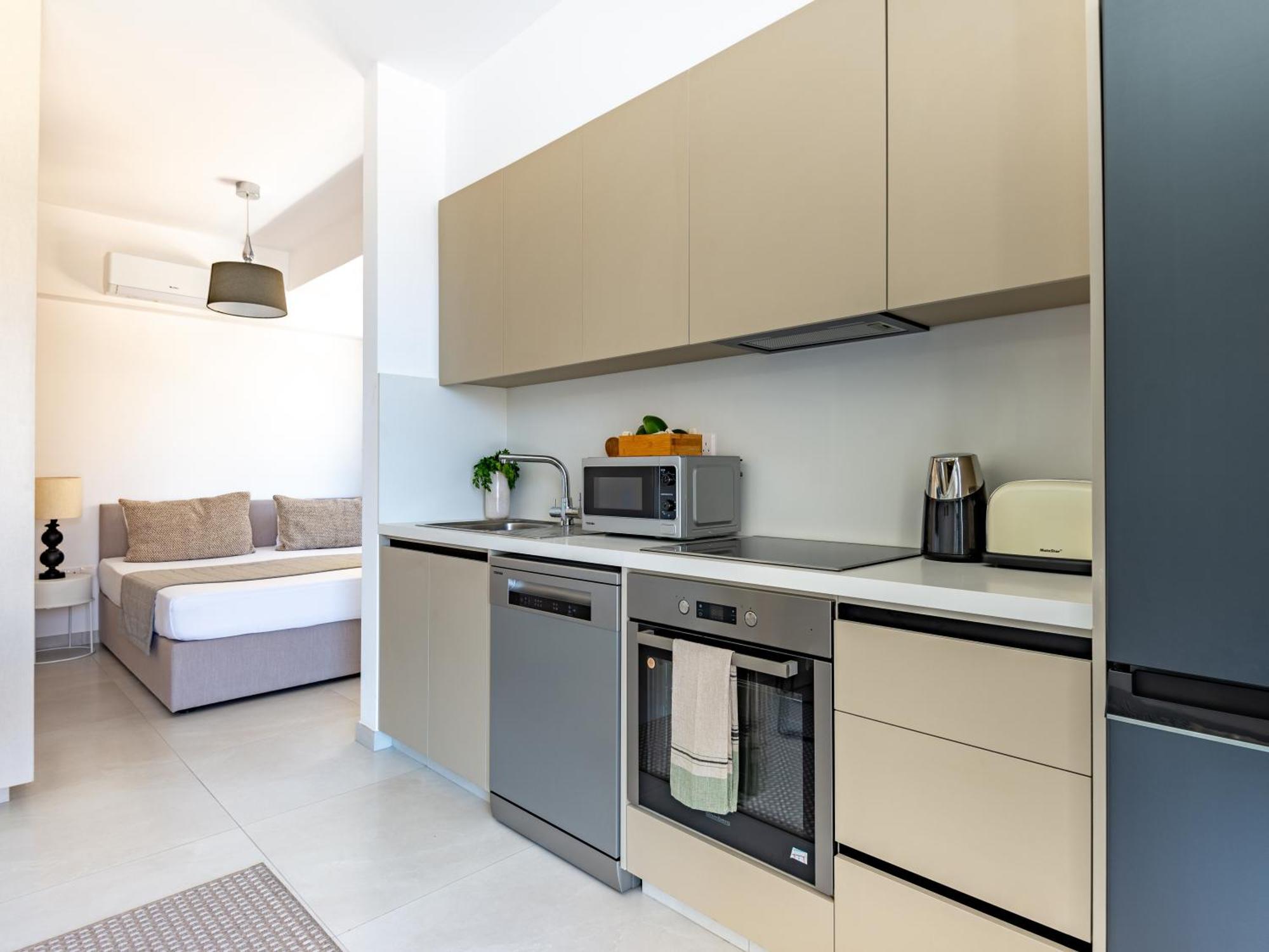 Sanders Only Limassol Quarto foto